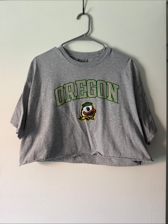 Champion Tops - Oregon Grey Cropped Women’s Tee with Mascot